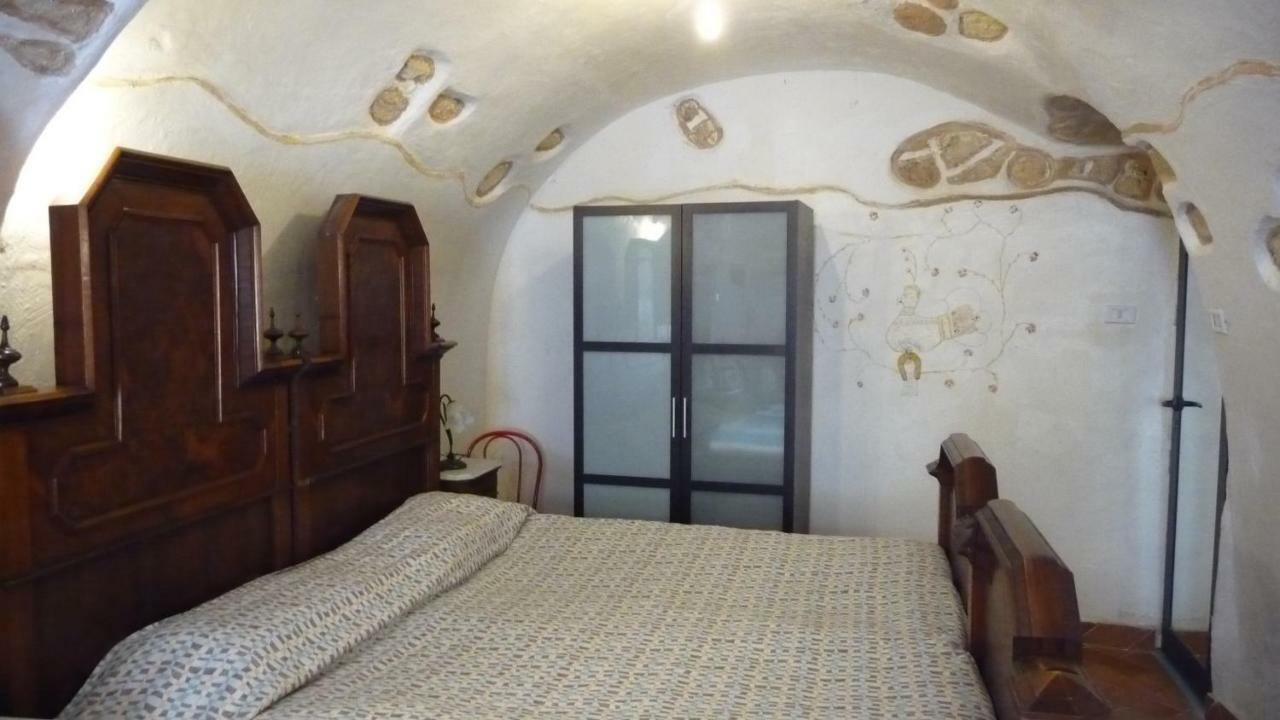 شقة Casa Ele - Casa Indipendente Con Cucina - Bikes Friendly ساساري المظهر الخارجي الصورة